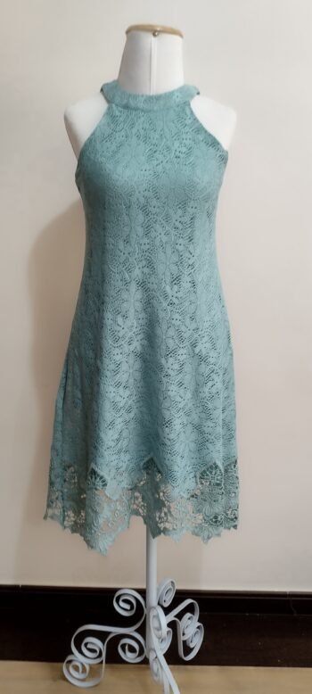 Vestido Verde Água rendadao com forro